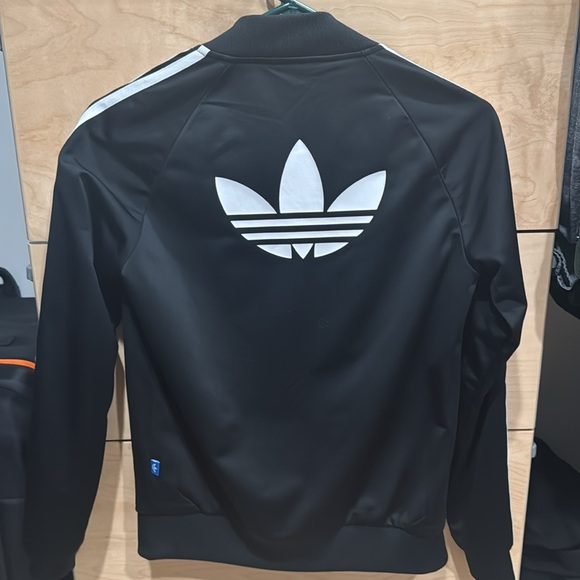 Adidas original track jacket - Picture 2 of 5